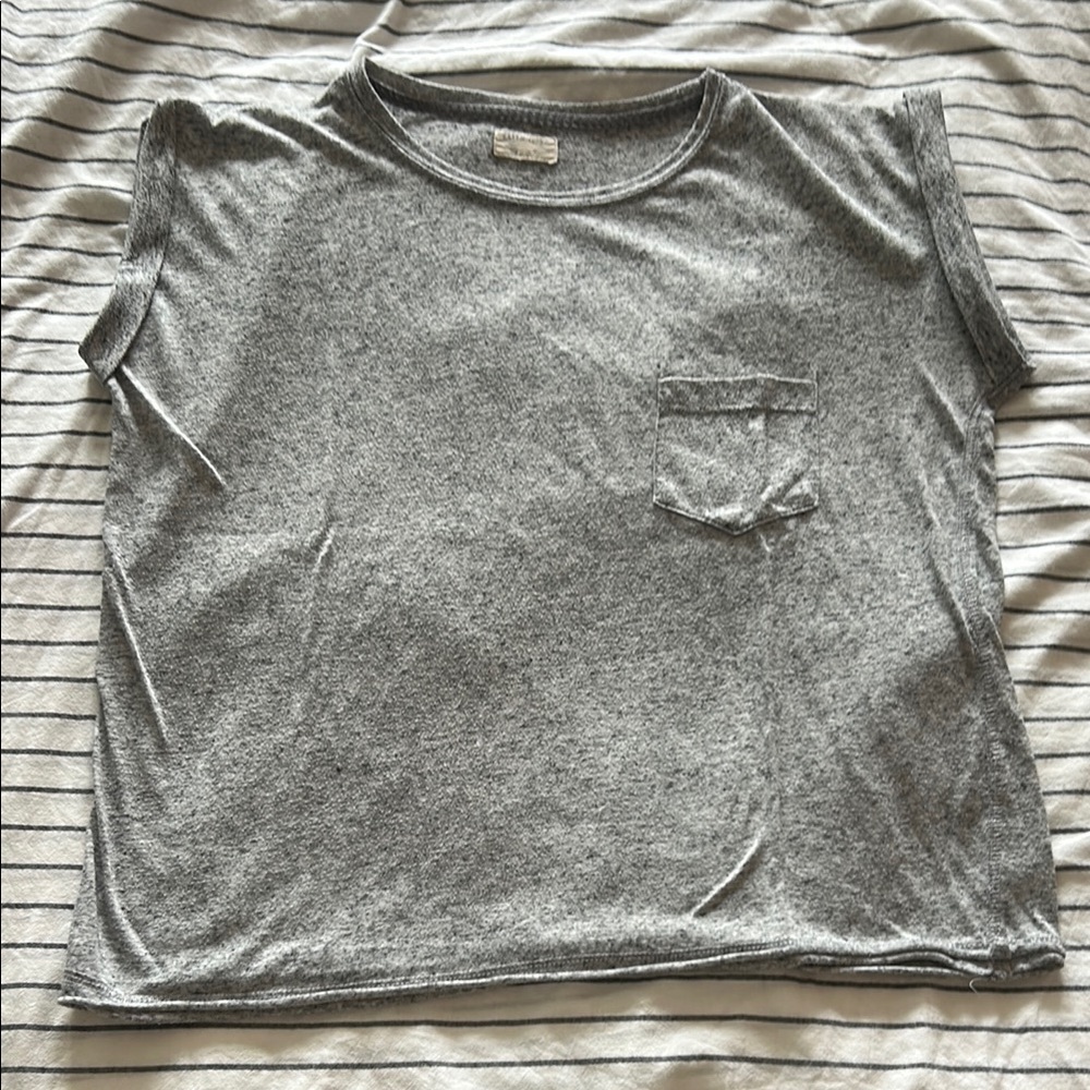 GREEN COAST Gray Short Sleeve Pocket Tee